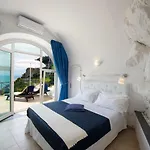 Villa Knight