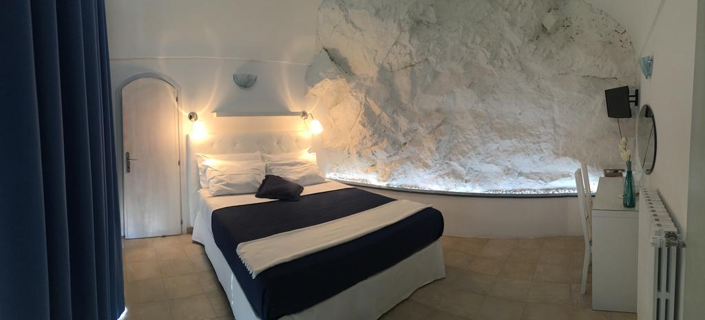 Knight Villa